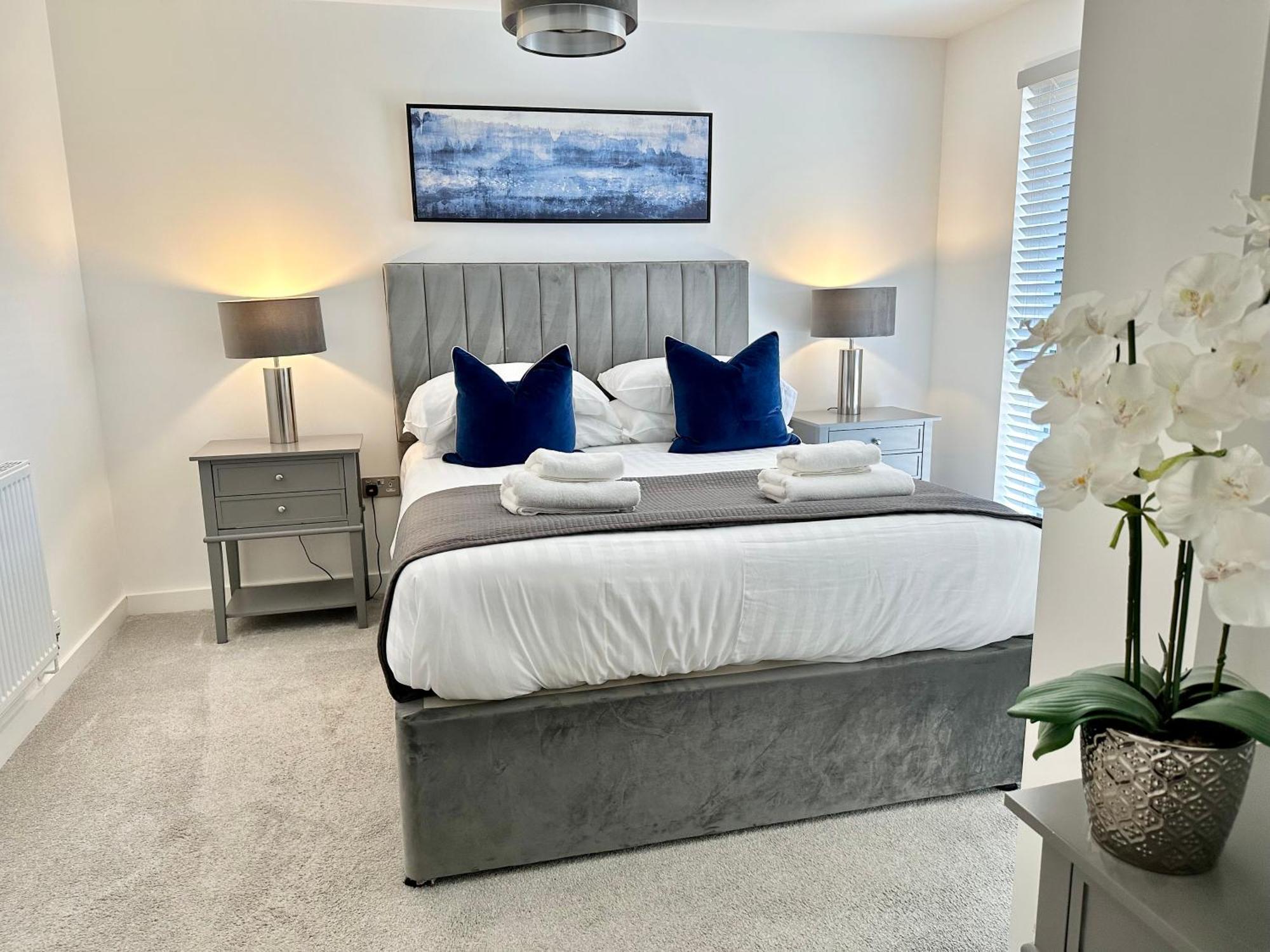 Icona Luxury Apartment With Minster Views & Allocated Parking York Bagian luar foto